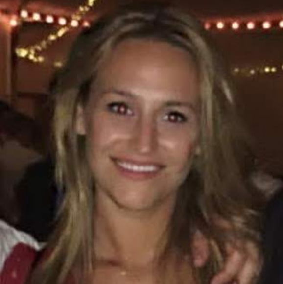 Meet your Posher, Caroline - Picture 1 of 1